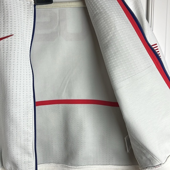 Nike USA 2020 Tokyo Olympics Media Day Full-Zip Jacket Sz M - Picture 4 of 10